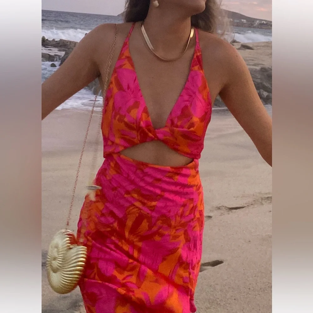 FOURTUNATEONE DRESS - Picture 5 of 16